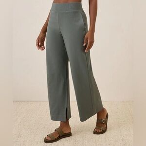 Pact Organic Cotton Airplane Wide Leg Pant - 26" Inseam castor grey size large